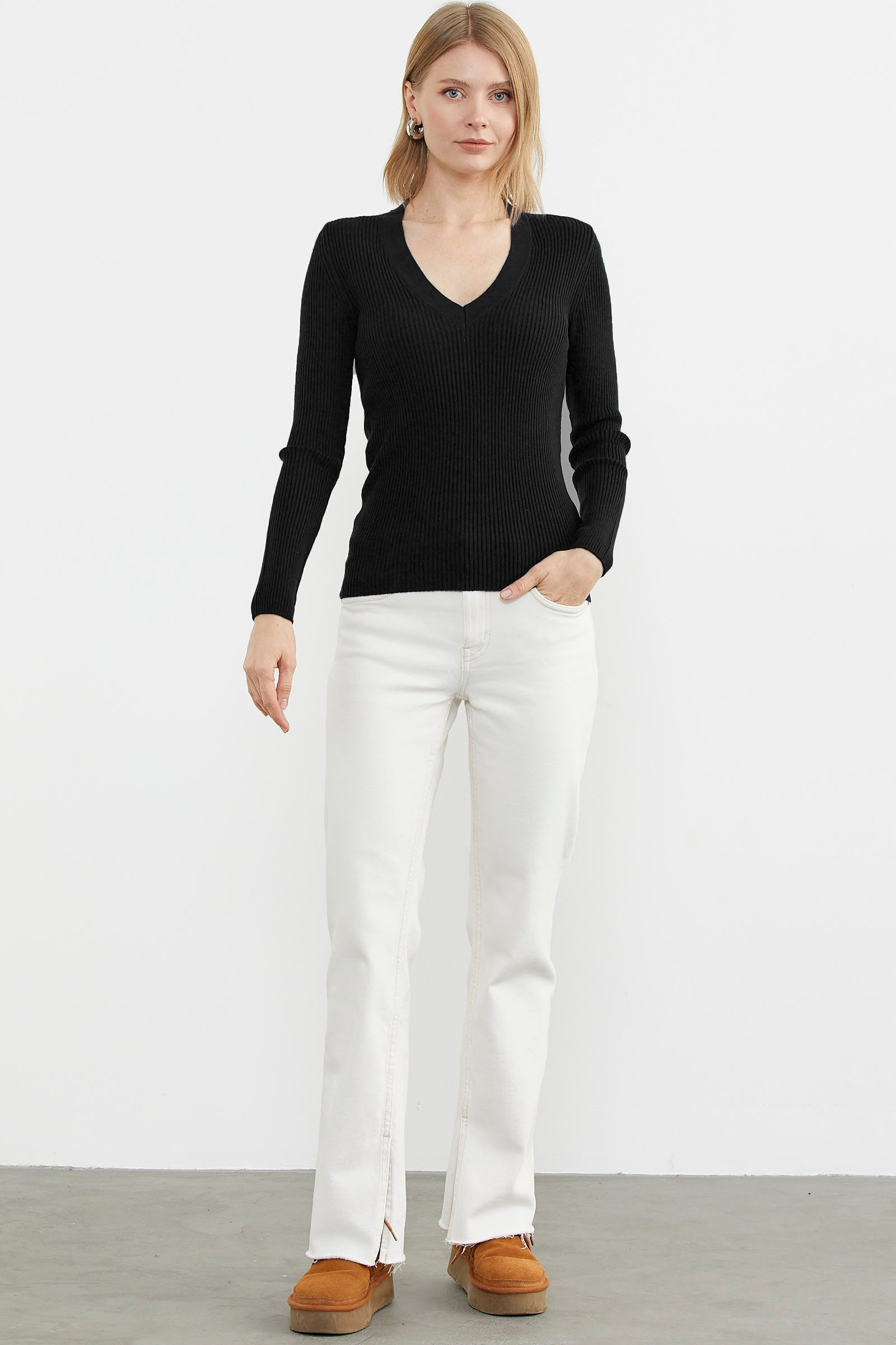 V Yaka Derbili Basic Triko Kazak - Siyah (3) Sementa