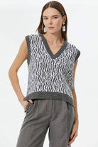 V Yaka Desenli Triko Süveter - Gri (3) Sementa