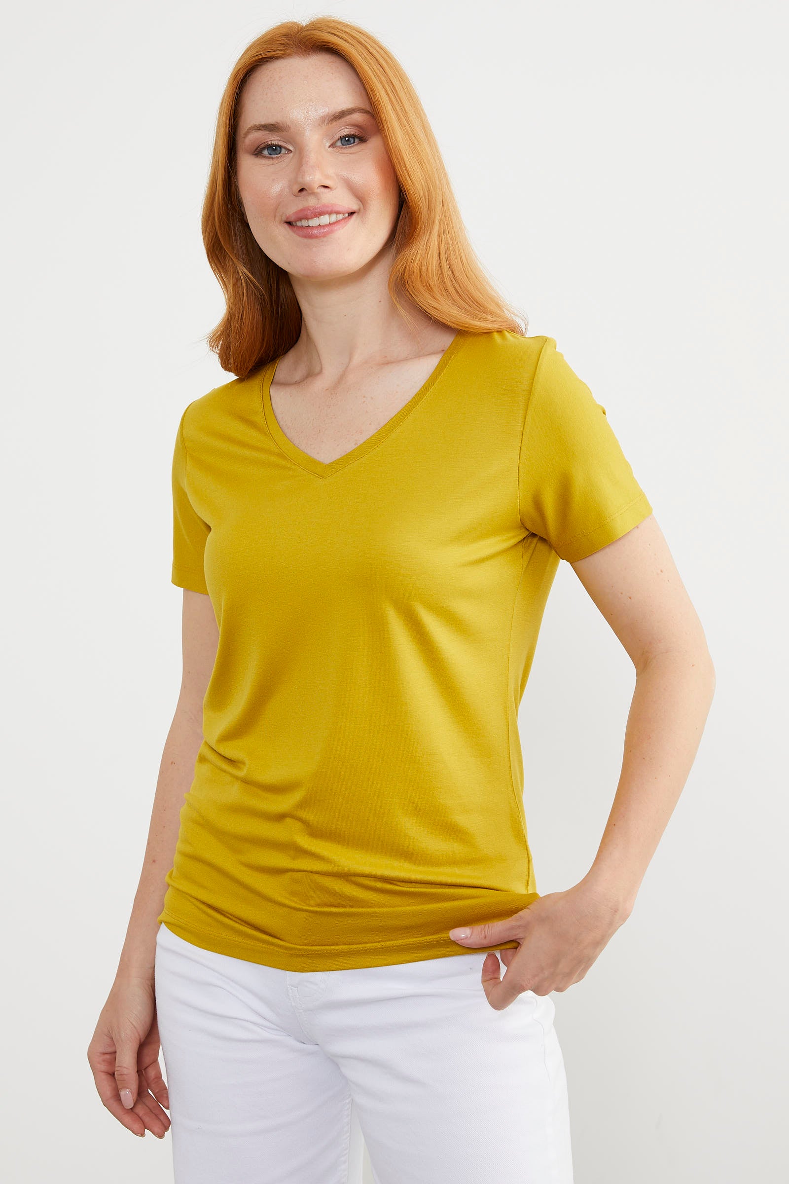 V Yaka  Dökümlü Basic Tişört - Hardal (1) Sementa