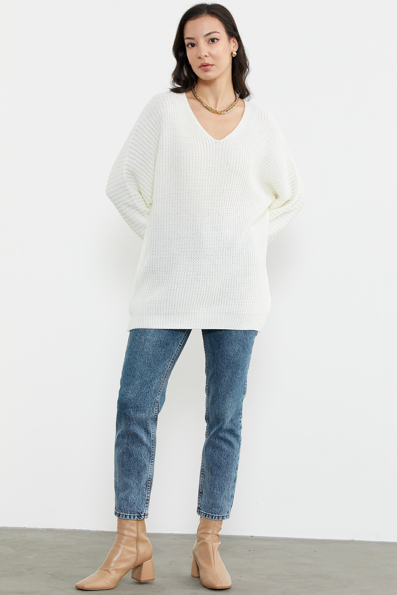 V Yaka Dökümlü Triko Kazak - Kemik (3) Sementa