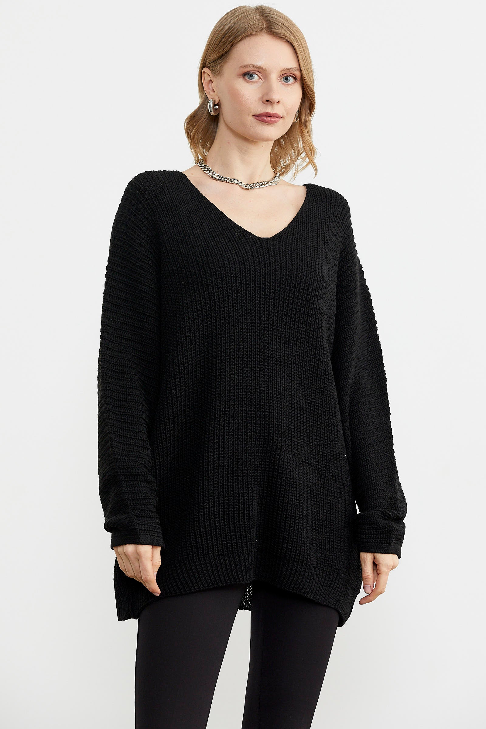 V Yaka Dökümlü Triko Kazak - Siyah (1) Sementa