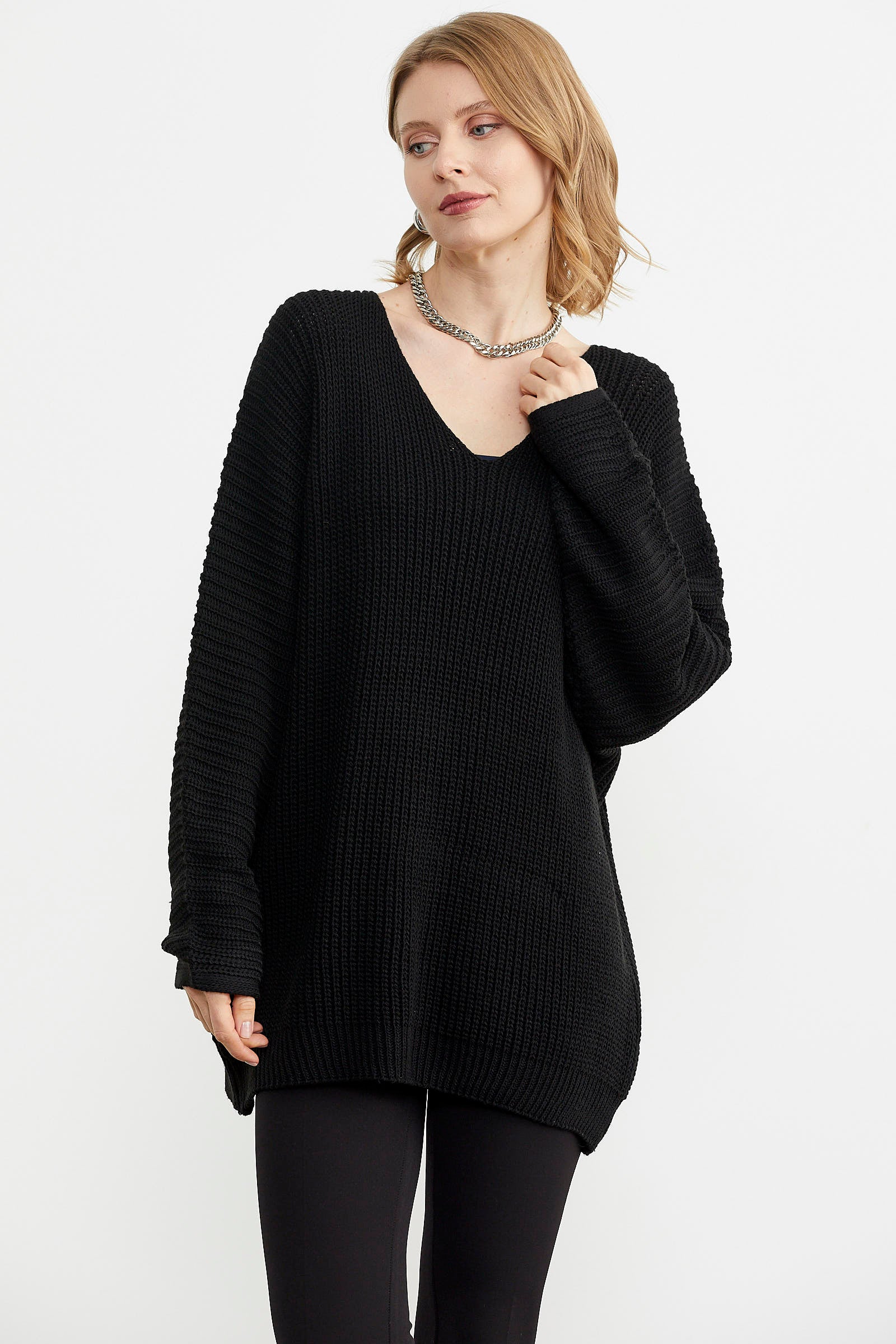 V Yaka Dökümlü Triko Kazak - Siyah (3) Sementa