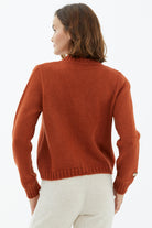 V Yaka Düğmeli Triko Hırka - Taba (4) Sementa