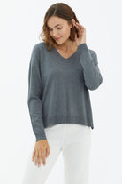 V Yaka Triko Dökümlü Kazak - Koyu Gri (3) Sementa