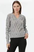 V Yaka Yaprak Desenli Triko Kazak - Açık Gri (3) Sementa