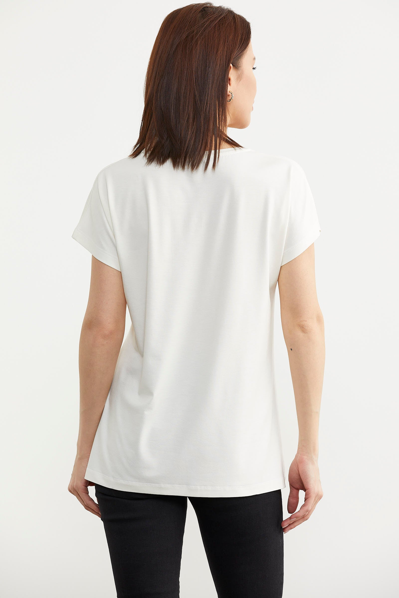 Yaka Detaylı Dökümlü Penye Tişört - Ekru (5) Sementa