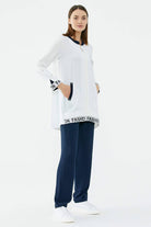 Hakim Yaka Sim Detaylı Geniş Kalıp Krep Takım - Ekru - Lacivert (2) Sementa