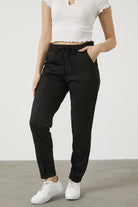 Paça Detaylı Beli Lastikli Eşofman Altı - Siyah (2) Sementa