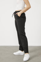 Pili Dar Paça Eşofman Altı - Siyah (3) Sementa