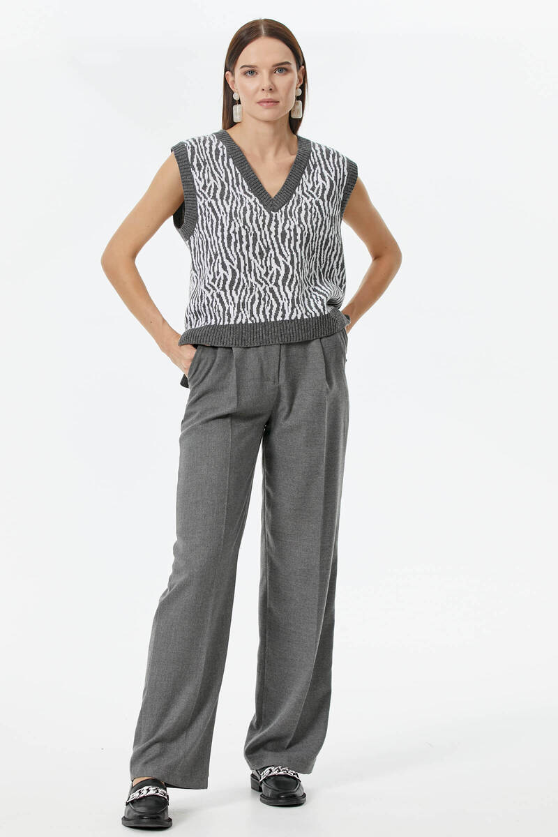 V Yaka Desenli Triko Süveter - Gri (2) Sementa