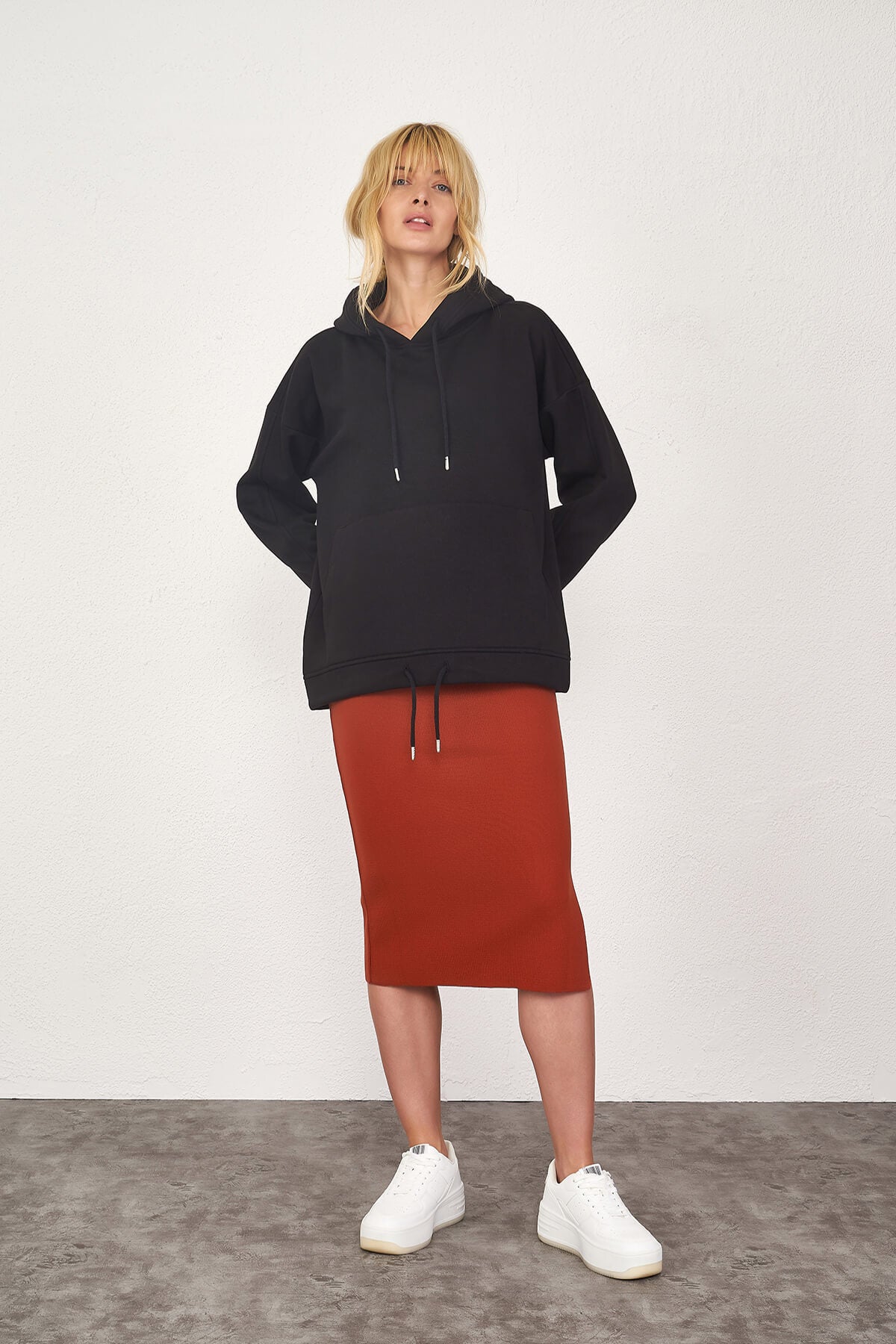 Yırtmaçlı Triko Etek - Taba (1) Sementa